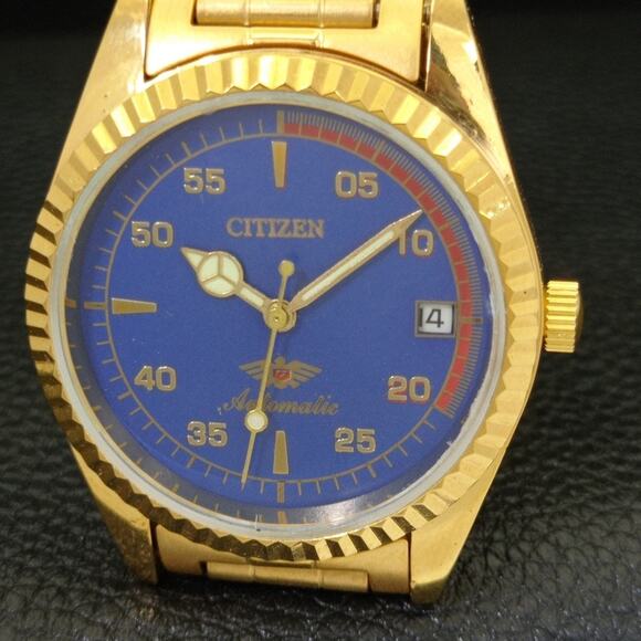 Vintage 1973 Citizen Automatic Mens Gold Watch W/daydate & Red accents - Picture 3 of 10